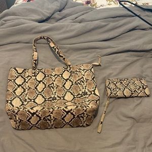 Matching snake print purse and wallet
